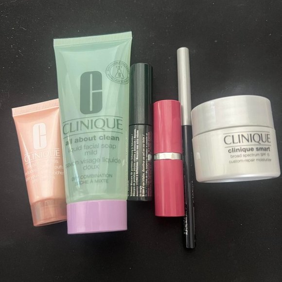 Clinique Other - NEW- Clinique Skincare Set